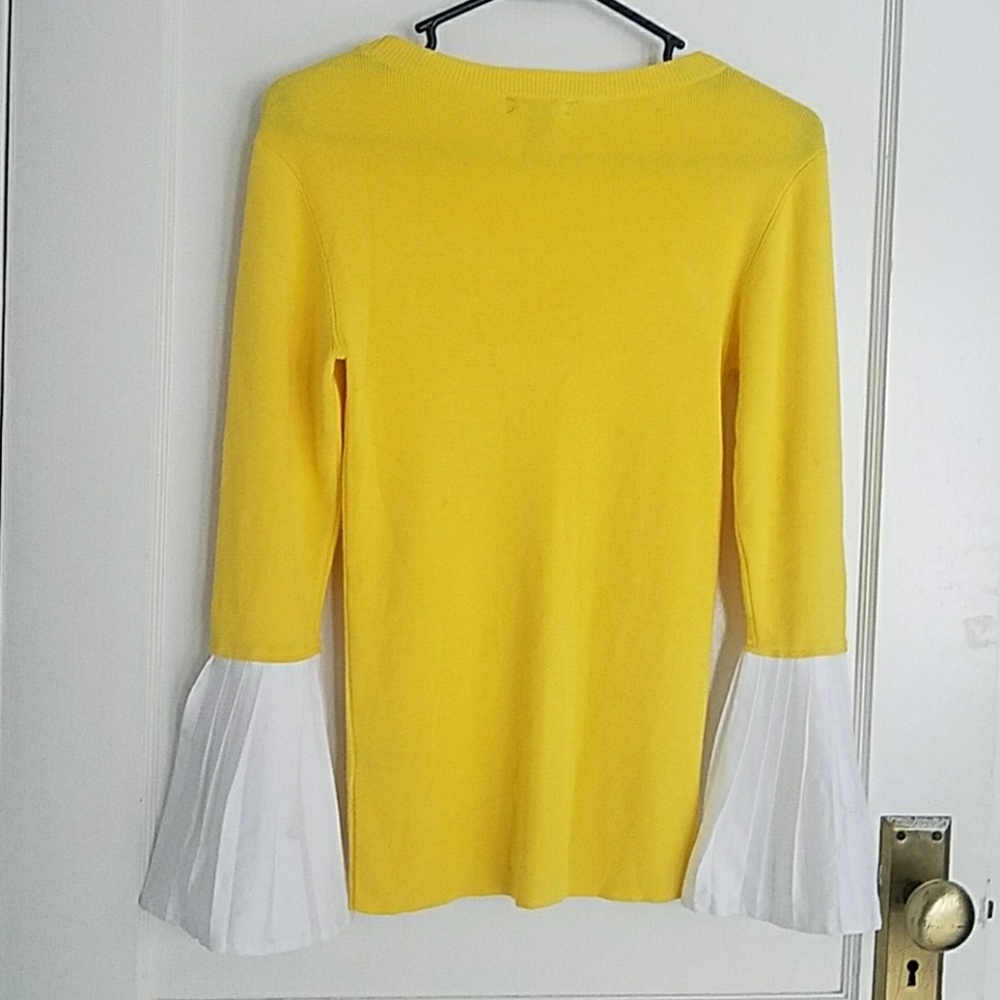 Halogen | NWOT Ruffled sleeves Top - Picture 4 of 4